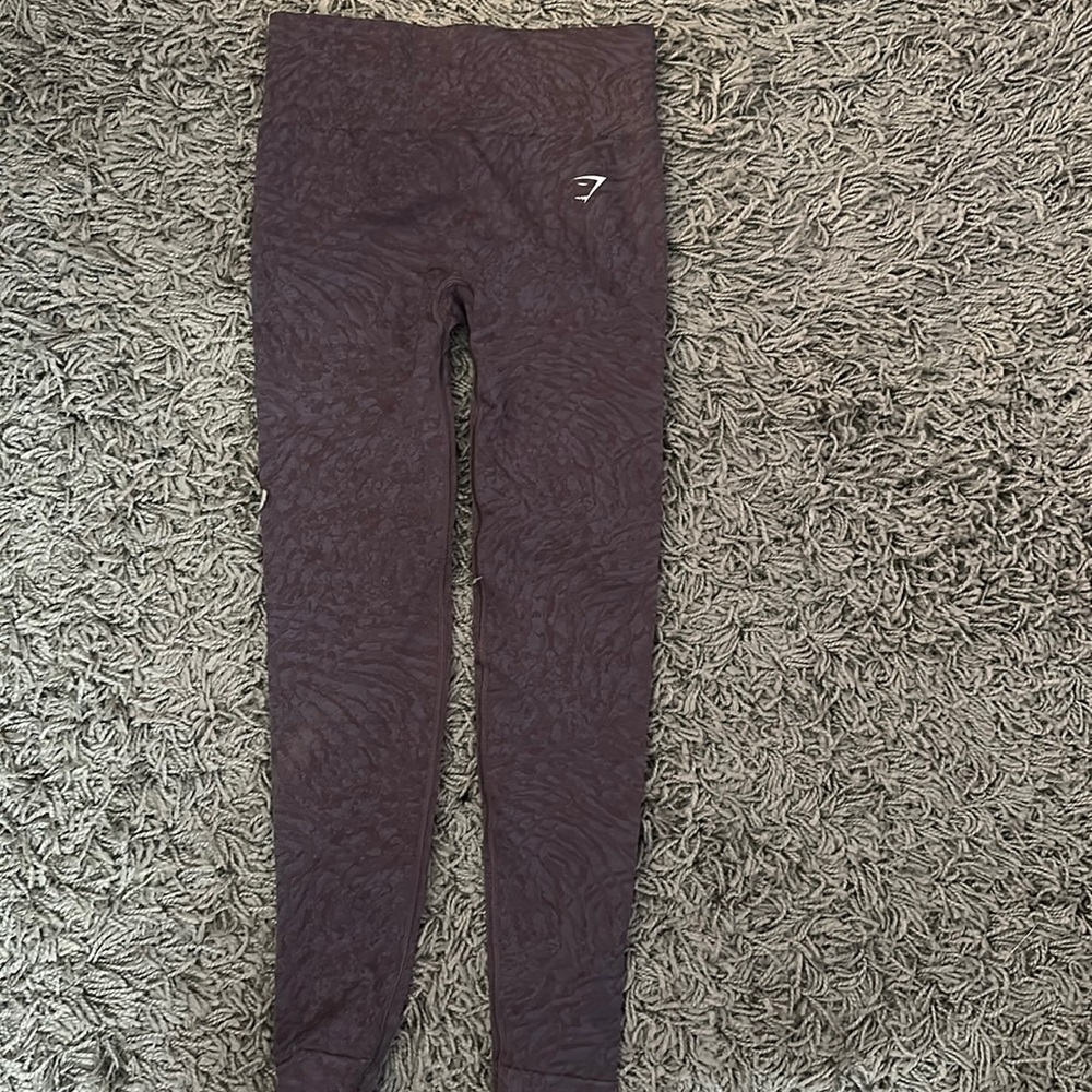 Gym shark animal print leggings!!!